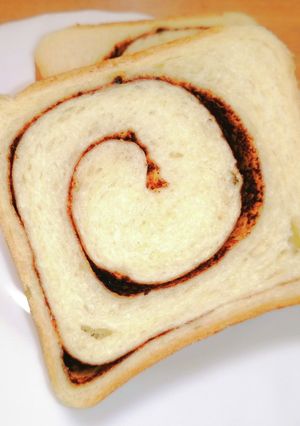 シナモンロール食パン-レシピのメイン写真