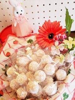 いちごジャムの米粉スノーボール-レシピのメイン写真