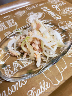 新たまとシーチキンのオイル和え-レシピのメイン写真