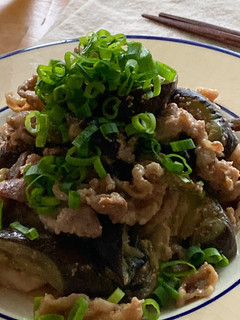 材料2つ*豚こまと茄子の明太マヨ醤油炒め-レシピのメイン写真
