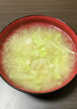 ブロッコリーの芯とエノキの味噌汁-レシピのメイン写真