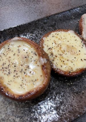バターとチーズとスパイスで絶品椎茸-レシピのメイン写真