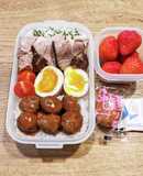 旦那弁当！紅茶豚VSイシイのミートボール