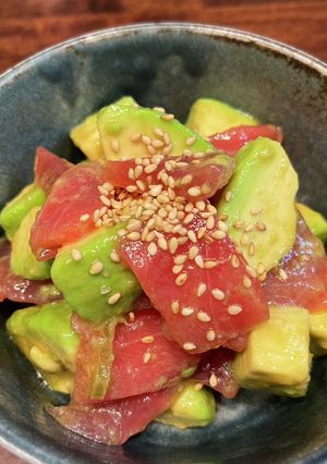 まぐろとアボカドの中華風ポキ-レシピのメイン写真