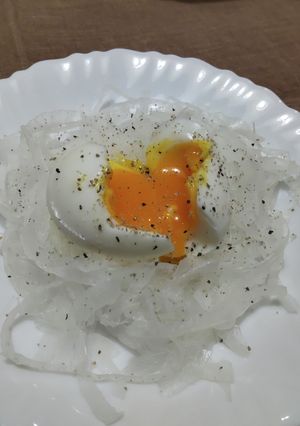 オニオンサラダ～エッグのせ～-レシピのメイン写真