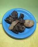 ニンニクが決め手の牛肉の赤ワイン煮込み