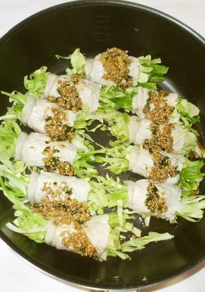 春キャベツの豚肉巻き♪胡麻生姜ソース簡単-レシピのメイン写真