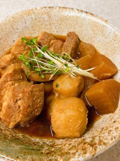大根と里芋と一緒に煮た♪豚バラ角煮-レシピのメイン写真