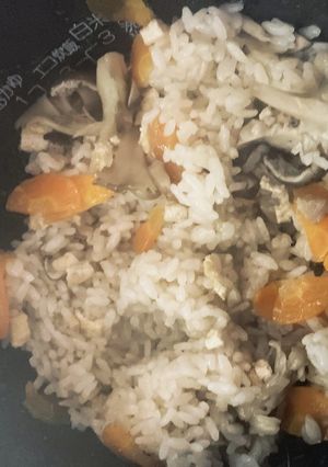 簡単！きのこの炊き込みごはん-レシピのメイン写真