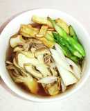 大満足！油揚げとアスパラの舞茸そば