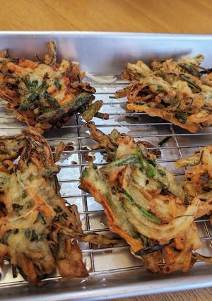 島らっきょうの葉でかき揚げ-レシピのメイン写真