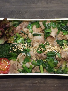 電子レンジで簡単★豚肉とニラの丼弁当-レシピのメイン写真