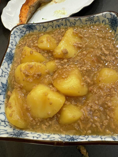 新じゃがとひき肉の煮物-レシピのメイン写真