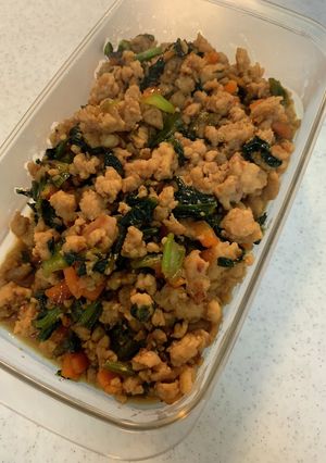 鶏ひき肉と小松菜のそぼろ風-レシピのメイン写真