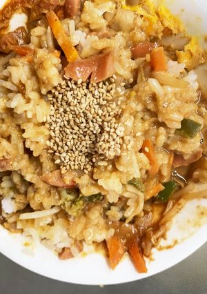 お一人様☆野菜たっぷり簡単ビビンバ風炒飯-レシピのメイン写真