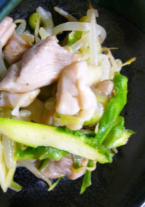 アスパラと鶏肉ともやしの塩炒め-レシピのメイン写真