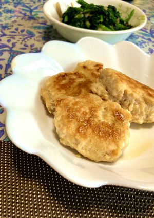 粉チーズで旨味up★鶏ひき肉の簡単バーグ-レシピのメイン写真