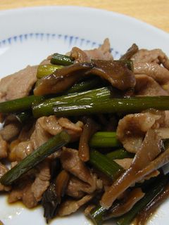 豚肉とにんにくの芽の炒め物-レシピのメイン写真