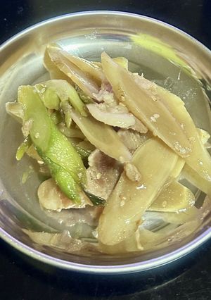✨ウドと豚バラ炒め✨-レシピのメイン写真