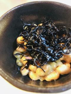 毎日の納豆●ひじきの煮物トッピング-レシピのメイン写真