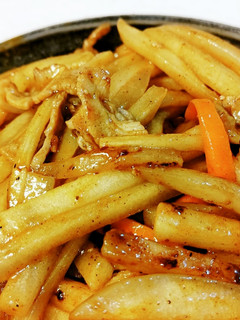 豚ばらとヤーコン&にんじんのカレー炒め。-レシピのメイン写真