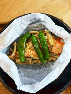 お弁当にピッタリ♪鮭と野菜のバター蒸し-レシピのメイン写真