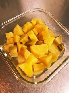 さつまいもとりんごのレンジ蒸し-レシピのメイン写真