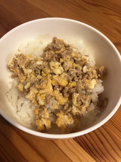 レンジでひき肉親子丼(幼児食にも)-レシピのメイン写真