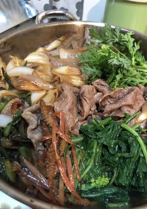 オニタビラコすき焼きに入れる(つくしも)-レシピのメイン写真