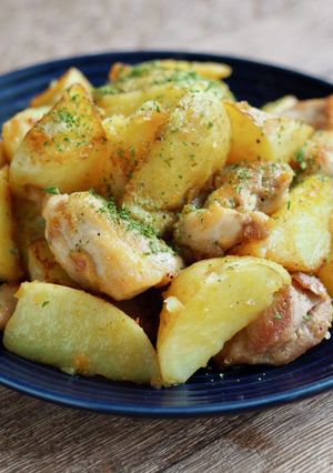 新じゃがと鶏肉のコンソメ炒め-レシピのメイン写真