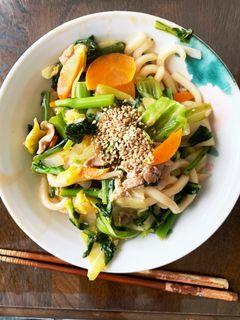 たっぷり野菜さっぱり洋風すき焼風焼うどん-レシピのメイン写真