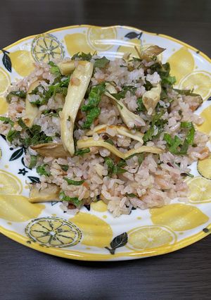 冷蔵庫ご飯で梅と紫蘇とエリンギのピラフ風-レシピのメイン写真