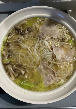 男の味噌ホルモン鍋（味付けホルモン使用）-レシピのメイン写真
