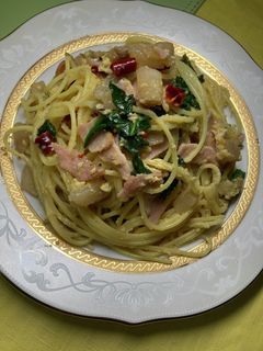 ハムとじゃがとほうれん草のペペロンチーノ-レシピのメイン写真
