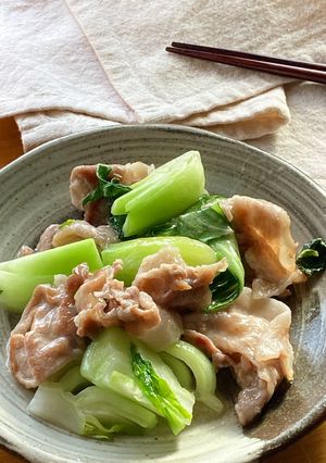 つるんつるん＊豚こまと青梗菜の塩炒め-レシピのメイン写真