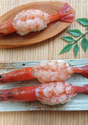 有頭巨大生えび寿司（えび味噌（コストコ）-レシピのメイン写真