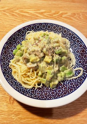 アボカドのクリームパスタ-レシピのメイン写真
