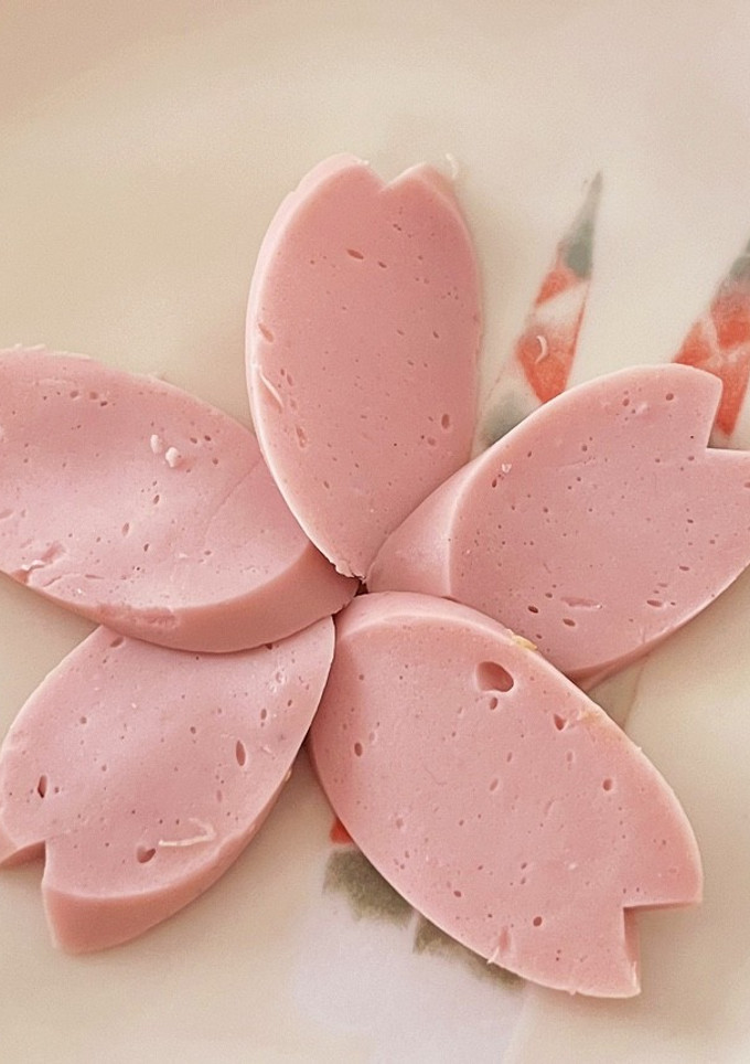 魚肉ソーセージの桜の花-レシピのメイン写真