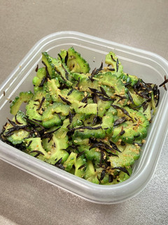 ニガウリ&ひじきの炒め物-レシピのメイン写真