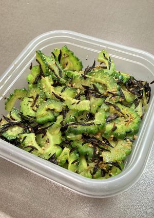ニガウリ＆ひじきの炒め物-レシピのメイン写真