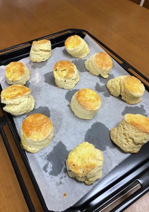 外サクッと中しっとりの少し甘いスコーン-レシピのメイン写真
