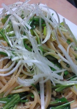 ネギの風味がたまらない和風ペペロンチーノ-レシピのメイン写真