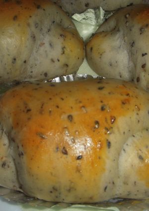 炊飯器で発酵パン（ゴマロール）-レシピのメイン写真