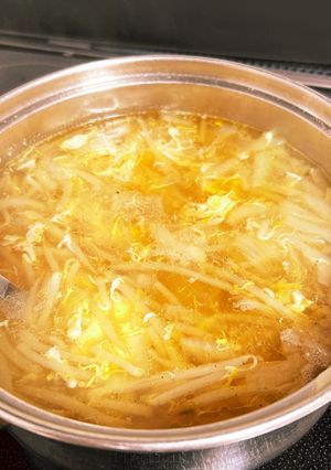 《もやし消費にも！》もやたまスープ-レシピのメイン写真