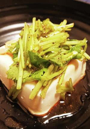 三つ葉のごま油和え豆腐（冷奴）-レシピのメイン写真