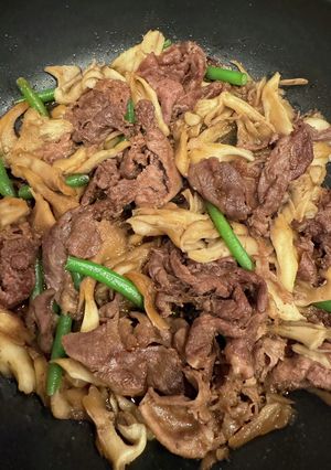簡単！牛薄切り肉と舞茸の甘辛炒め♪お弁当-レシピのメイン写真