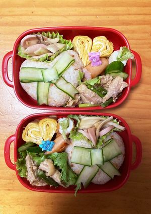 ハートの上にリボンをのせたお弁当-レシピのメイン写真