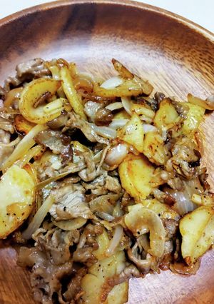 豚肉を使ってジャーマンポテト！感激するよ-レシピのメイン写真
