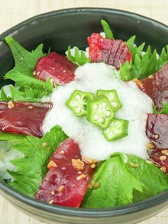 しょうゆ麹で作る まぐろ山かけ丼-レシピのメイン写真