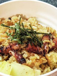 春を味わう♡筍とホタルイカの炊込みご飯-レシピのメイン写真